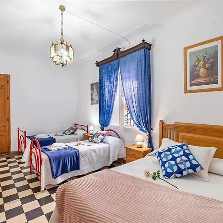 Casa Amelia Y Juan De Dios * Padul
